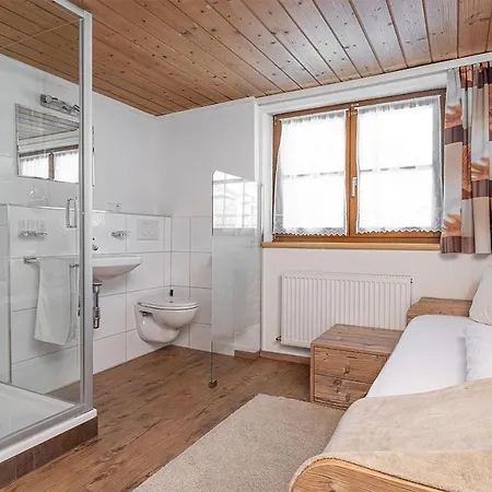 Berggeist Guest house 3*