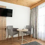 Berggeist Πανσιόν 3*